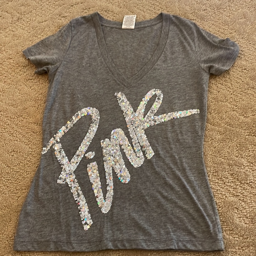 Pink B-neck tee shirt